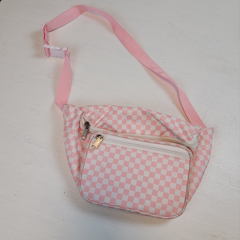 Pink Checkered Waist Bag - Stylish Everyday Fanny Pack